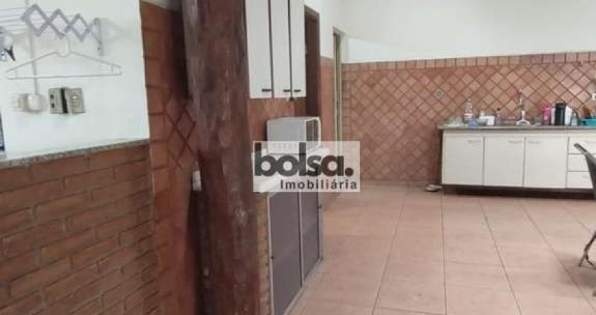 Casa para venda com 299 m² e 2 quartos em Vila Santa Clara, Bauru - SP