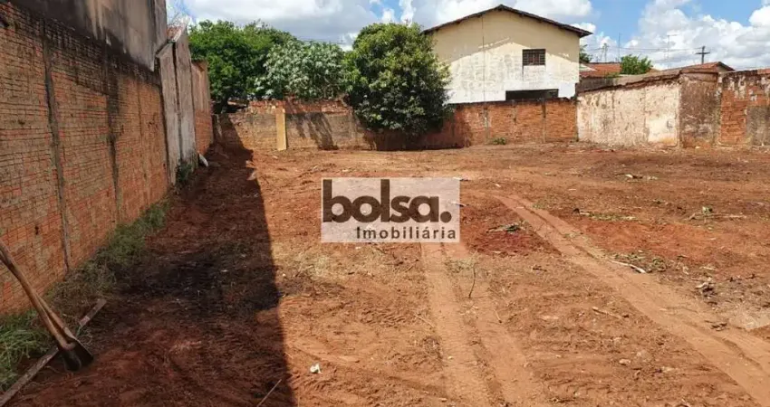 Terreno à venda no Parque Hipódromo, Bauru 