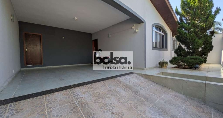 Casa para venda com 360 m² e 3 quartos em Novo Jardim Pagani, Bauru - SP