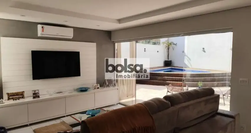 CASA MARAVILHOSA NO CONDOMINIO SAUIPE ! !