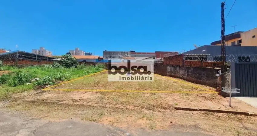 EXCELENTE TERRENO NO JARDIM CRUZEIRO DO SUL !