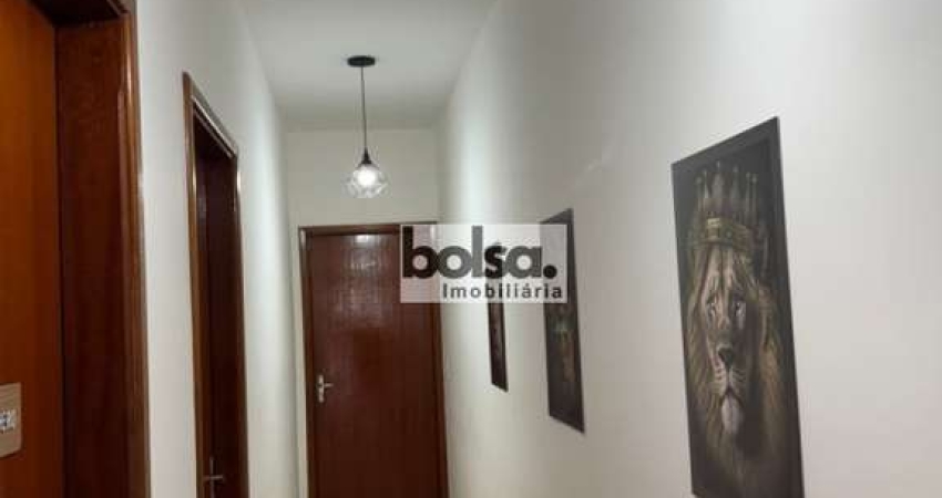 Casa para venda com 210 m² e 2 quartos em Parque Santa Edwiges, Bauru - SP