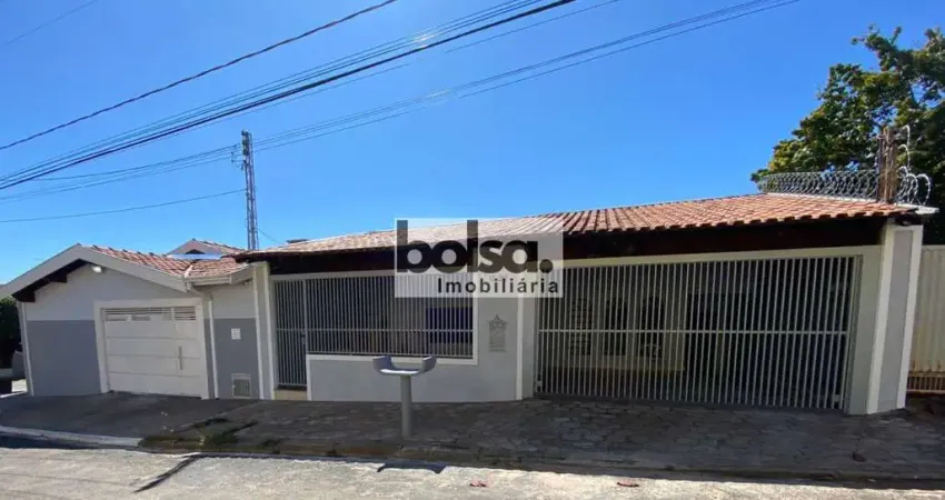 Casa para venda com 324 m² e 3 quartos em Jardim Bela Vista, Bauru - SP