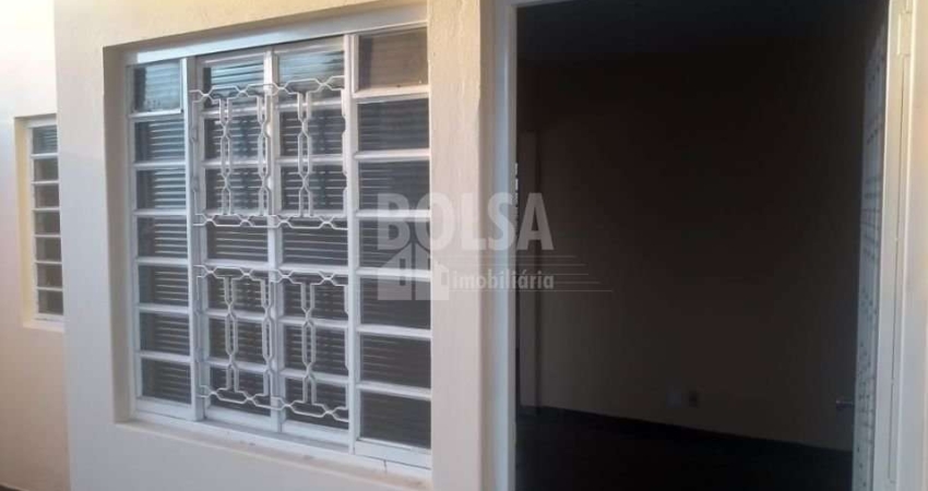 Casa com 2 quartos para alugar na Vila São João do Ipiranga, Bauru 