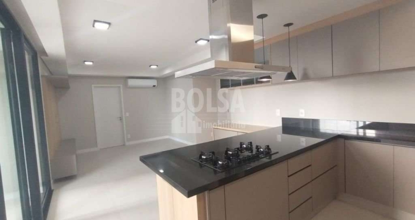 Lindo apartamento com varanda gourmet ,Andar Alto ! Zona Sul