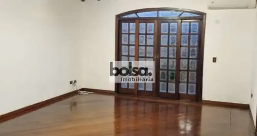 Casa com 3 quartos para alugar no Jardim América, Bauru 