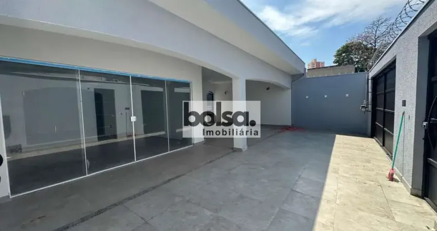 Casa com 4 quartos para alugar no Jardim Amália, Bauru 