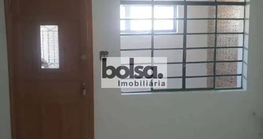 Alugo sobrado, próximo da tv tem na bela vista por r$ 1.900,00.