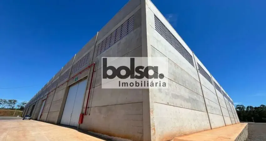 Galpão ideal para deposito ou transportadora ! ! podendo ser feito até 8 docas