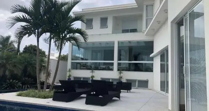 CASA DE ALTO PADRÃO NO CONDOMÍNIO RESERVA DA SERRA - MEDEIROS - JUNDIAÍ 733 METROS.