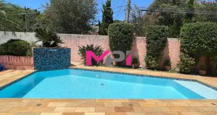 CASA TERREA A VENDA JARDIM DAS SAMAMBAIAS - JUNDIAI SP. ÁREA CONSTRUIDA: 348m2. ÁREA TERRENO: 637m2.