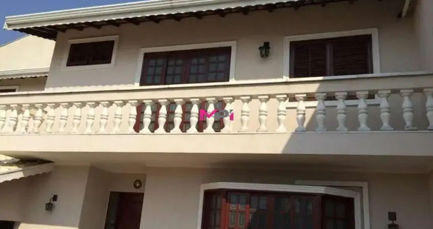 Casa tipo sobrado na Vila Galvão em Jundiai SP 3 quartos suite 2 vagas