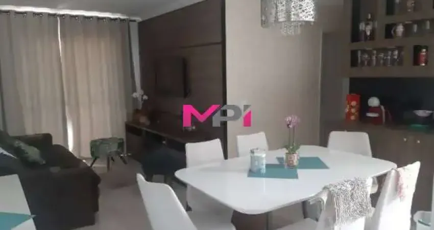 APARTAMENTO A VENDA NO CONDOMÍNIO MORADA DOS PINHEIROS.