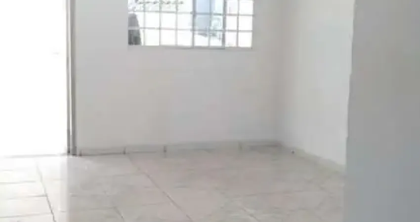 BOA CASA &#192; VENDA COM &#211;TIMO VALOR NO CJ. COLLOR DE MELO