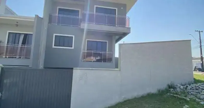Sobrado para Venda em São José dos Pinhais, Cruzeiro, 3 dormitórios, 1 suíte, 3 banheiros, 4 vagas