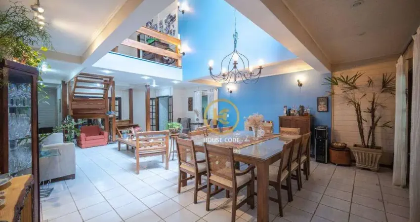 Casa com 04 suites em Condomínio, 410 m² – Embu das Artes/SP