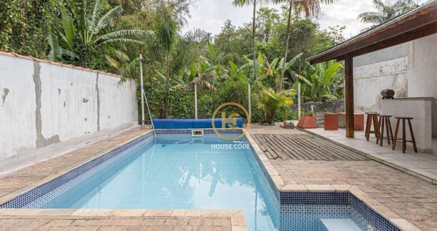 Casa com 3 dormitórios à venda, 218 m² por R$ 850.000,00 - Parque Nova Jandira - Jandira/SP