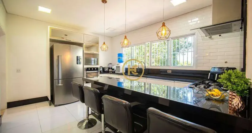 Casa com 3 dormitórios à venda, 380 m² por R$ 1.350.000,00 - Parque Nova Jandira - Jandira/SP