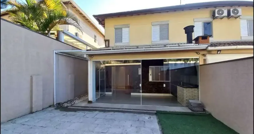 Casa com 3 Quartos(1 Suítes) à venda, 150 m² por R$ 898.000 - Condomínio Sitio Viana - Cotia - SP