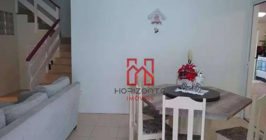 Casa com 6 dormitórios à venda, 200 m² por R$ 2.400.000,00 - Canasvieiras - Florianópolis/SC