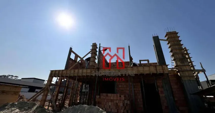 Casa com 4 dormitórios à venda, 242 m² por R$ 1.690.000 - São João do Rio Vermelho - Florianópolis/SC