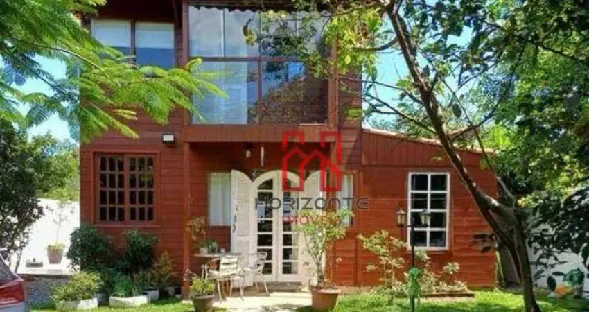 Casa com 2 dormitórios à venda, 180 m² por R$ 455.000,00 - São João do Rio Vermelho - Florianópolis/SC
