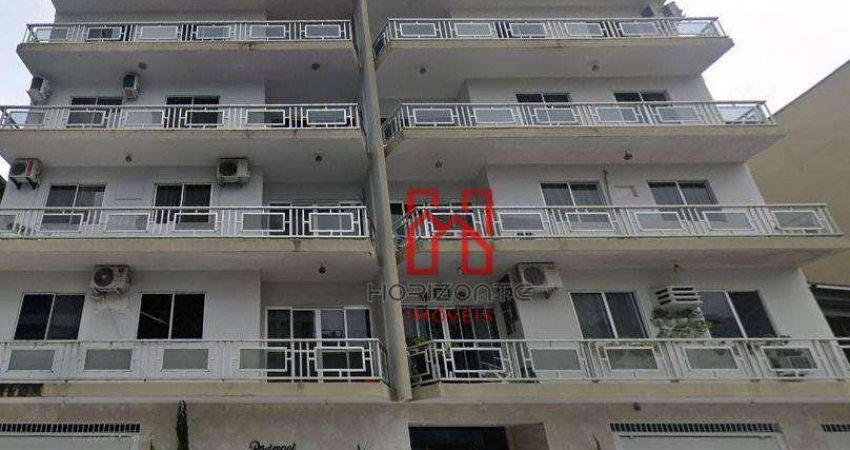 Apartamento com 2 dormitórios à venda, 114 m² por R$ 790.000 - Pioneiros - Balneário Camboriú/SC