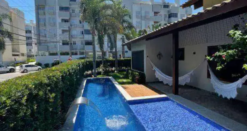 Casa com 3 dormitórios, 280 m² - venda por R$ 3.800.000,00 ou aluguel por R$ 18.160,00/mês - Jurerê Internacional - Florianópolis/SC