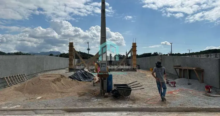 Venda de Apartamento em Sertão do Maruim - 3 Dormitórios