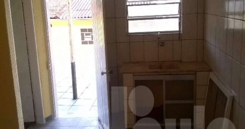 Casa 35m² Fundos, para Alugar, Vila Guaraciaba, Santo André, SP