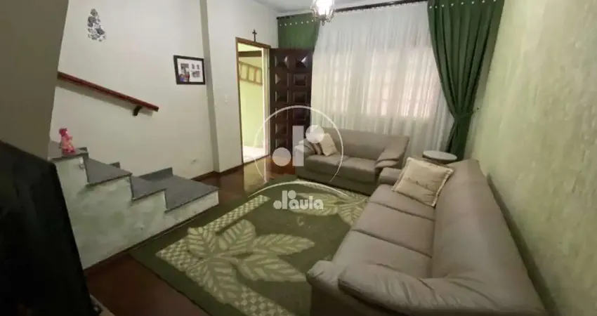 Vila Humaita. Sobrado com 199m2, 3 dormitórios, 2 vagas, quintal lateral e ampla dependência nos fundos.