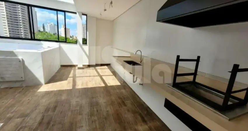 Cobertura Duplex com 110 m² de área, Nova Petrópolis, Terraço com churrasqueira e Jacuzzi. Fino acabamento.