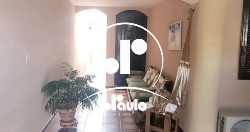 Casa á venda, São Caetano do Sul, 4 dormitórios, 2 vagas de garagem e 2 banheiros