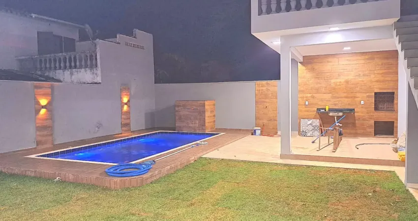 Casa nova proximo ao trevo de p. toledo com  piscina proximo ao comércio