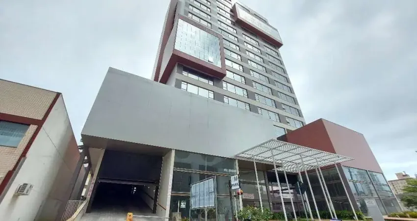 Sala comercial para alugar na Rua Manoel Loureiro, 1940, Barreiros, São José