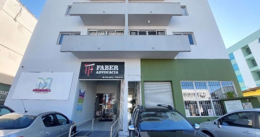 Ponto comercial para alugar na Avenida Leoberto Leal, 738, Barreiros, São José