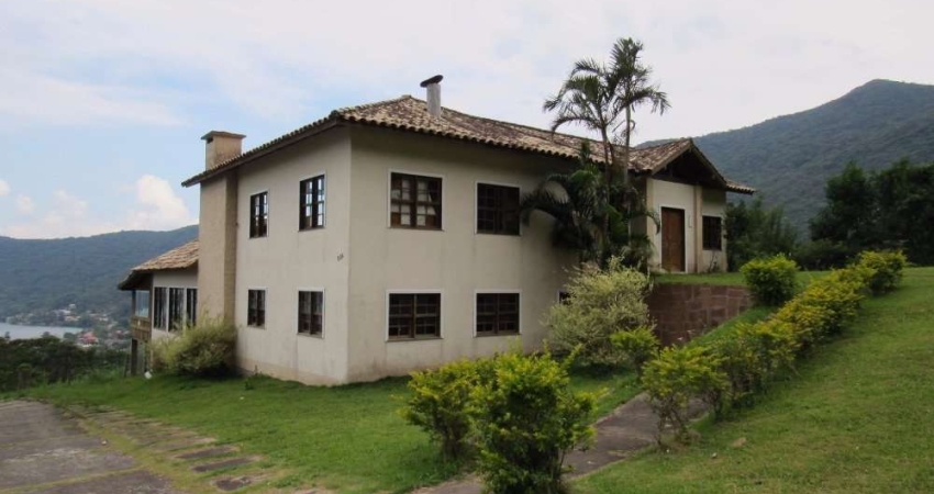 Oportunidade! Casa em Enseada do Brito (Ens Brito) - Palhoça