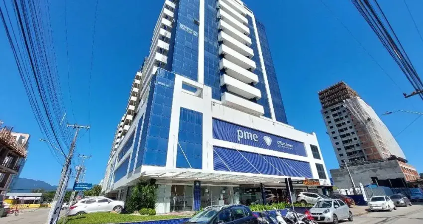 Sala comercial para alugar na Rua Joci José Martins, 247, Pagani, Palhoça