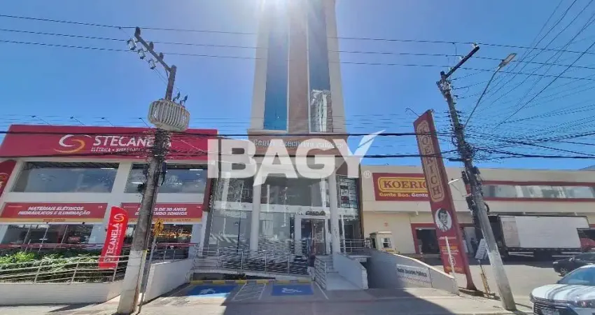 Sala comercial para alugar na Rua Vinte e Quatro de Abril, 2977, Centro, Palhoça