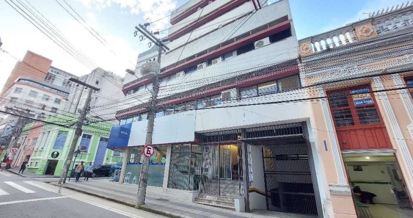 Oportunidade! Salas/Conjuntos em Centro - Florianópolis