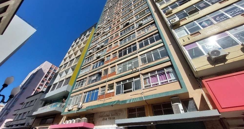 Oportunidade! Salas/Conjuntos em Centro - Florianópolis