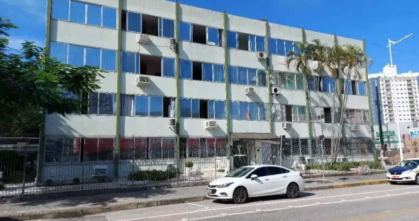 Kitnet / Stúdio para alugar na Rua Delamar José da Silva, 54, Kobrasol, São José