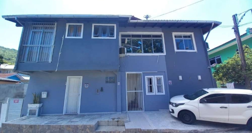Apartamento com 2 quartos para alugar na Servidão Ruth Bastos de Oliveira, 84, Lagoa da Conceição, Florianópolis