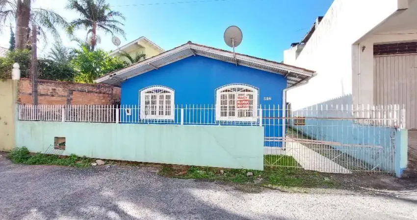 Excelente casa 3 dormitório(s) em fazenda santo antônio - são josé