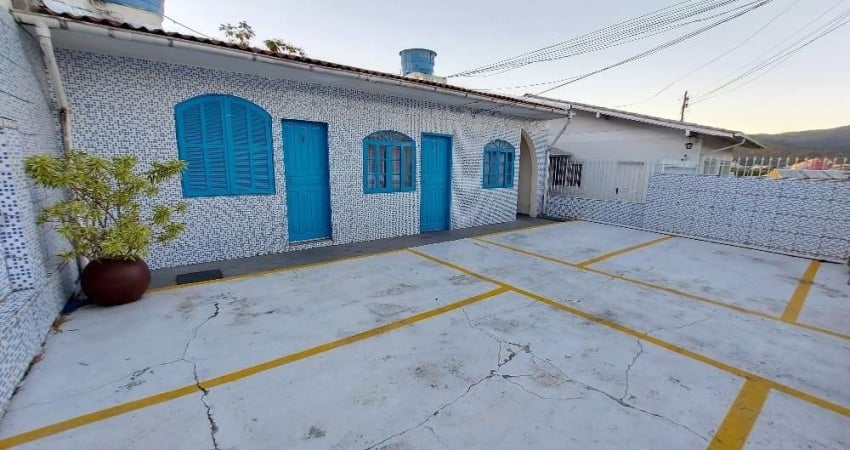 Kitnet / Stúdio para alugar na Rua Professora Maria Luiza Rodrigues, 136, Trindade, Florianópolis