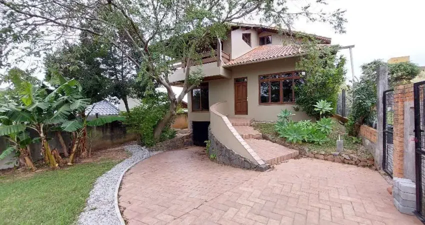 Excelente Casa 3 dormitório(s) em Campeche - Florianópolis