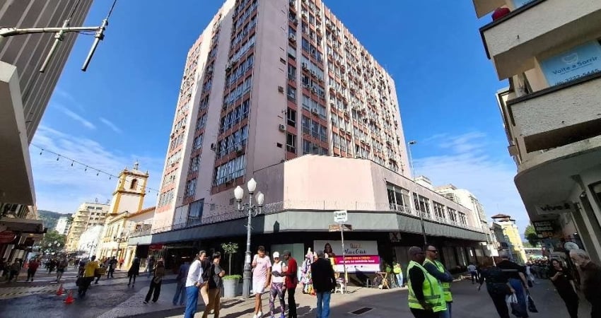Oportunidade! Salas/Conjuntos em Centro - Florianópolis