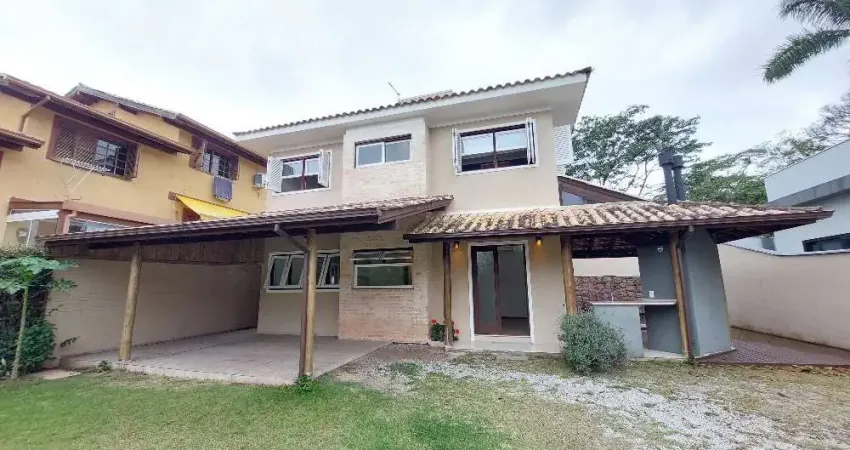 Excelente Casa 2 dormitório(s) em Lagoa da Conceição - Florianópolis