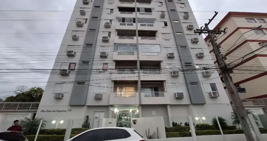 Excelente Apartamento 3 dormitório(s) em Balneário - Florianópolis