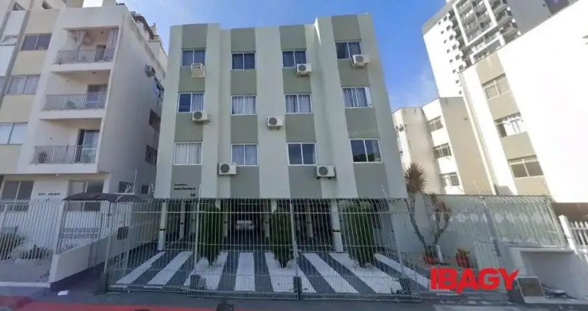 Excelente Apartamento 2 dormitório(s) em Kobrasol - São José